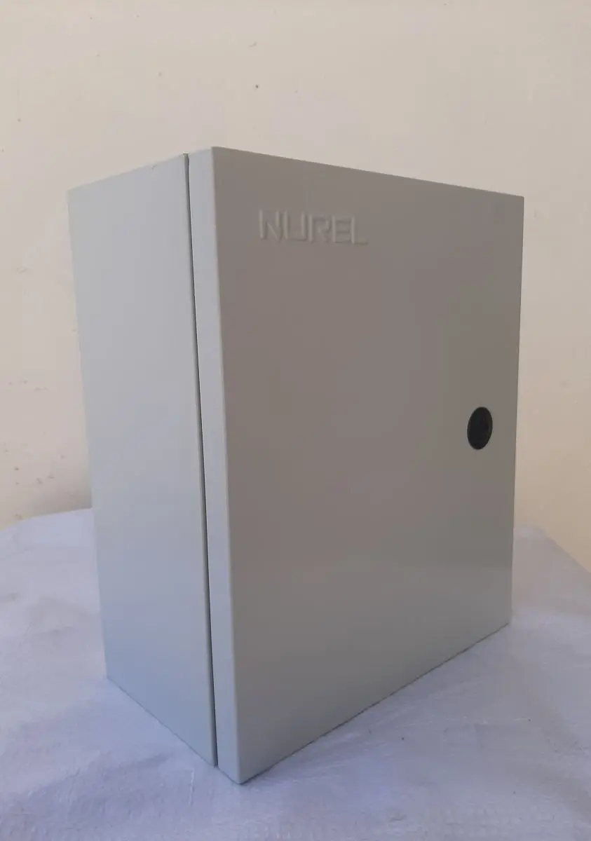 Nurel | Outdoor Electrical Distribution Box 25x30x14 cm Metal