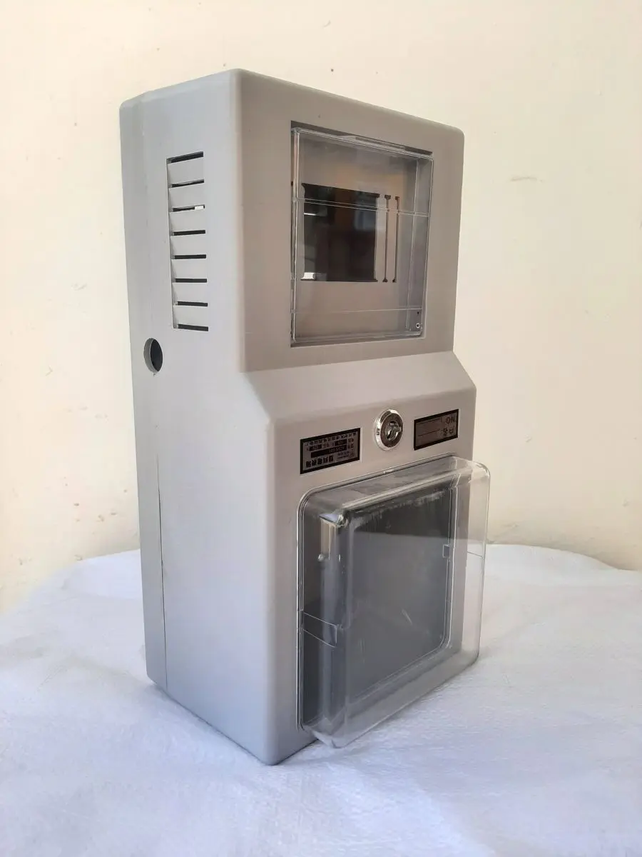 Plastmassa elektrik щiti ýokary hilli plastmassa