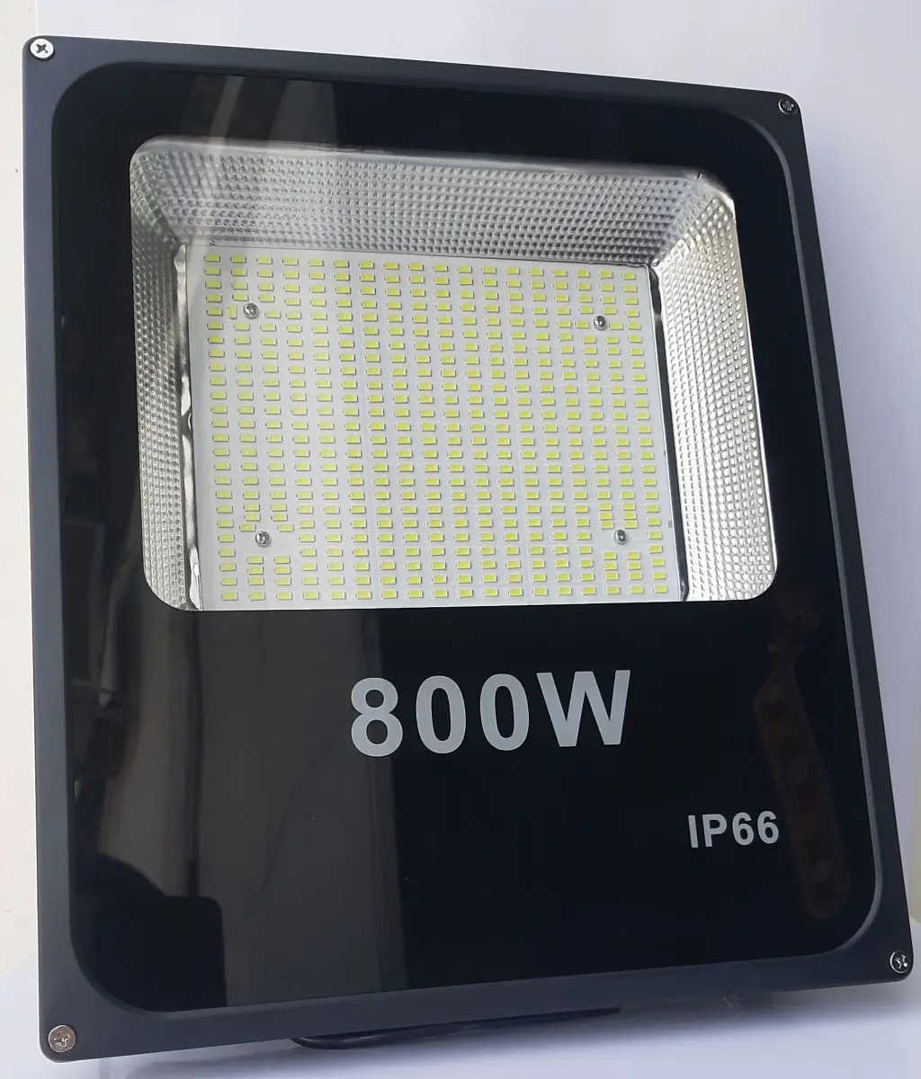 LED prožektor 800W