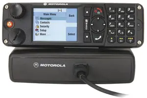 Motorola MTM800 | Mobil Radiostansiýa 380-430 MHz goşundylary bilen