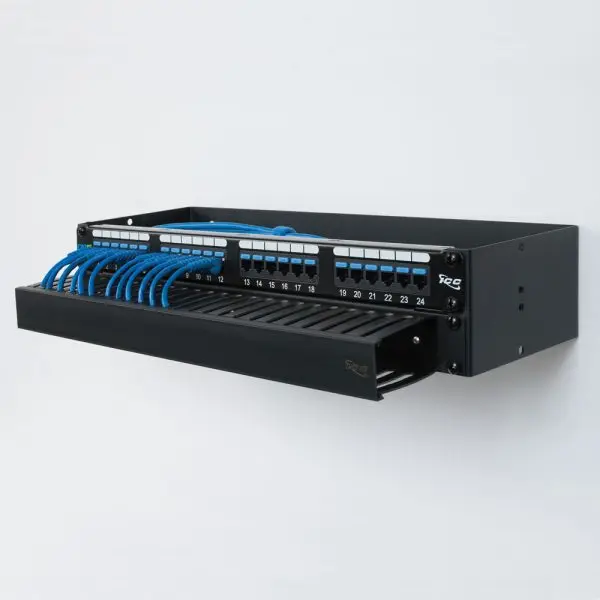 Generic | 24 portly Cat6 Patch Panel Tor gurluşy