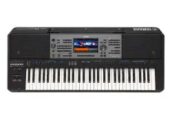 Yamaha PSR-A5000 | Цифровая аранжировочная станция 61 клавиша черный